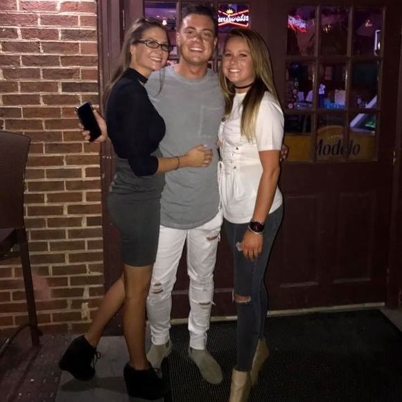 Meet your Posher, Josh - Picture 1 of 1